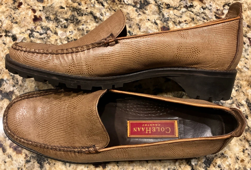 Zapatos mocasines de cuero sin cordones Cole Haan Country para mujer 10 B D10791 color tostado lagarto Foto 2 de 4