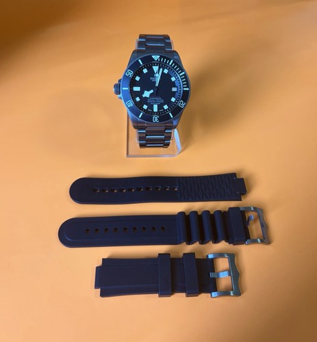 Tudor Pelagos LHD - 25610TNL 42mm - Box - Card - Rubber Strap ...