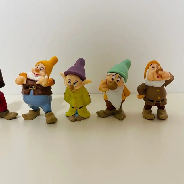 Disney Princess Vintage Retro Snow White Egg Figure, Set of 8