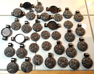 Vintage Glass Cabochons some in settings Black Gunmetal Sparkle Unique LOT