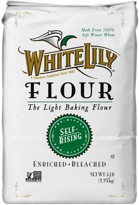 White Lily Enriched Bleached Self Rising Flour, 80 oz 5 Pound (Pack of 1) 