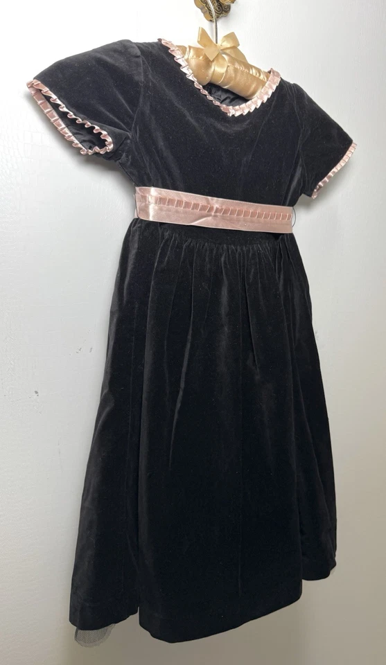 Праздничное платье для девочек 6 черное бархатное розовое атласная отделка Luli & Me вечеринка Рождество б/у в отличном состоянии - Изображение 3 из 4