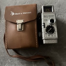 الكاميرات Bell Howell