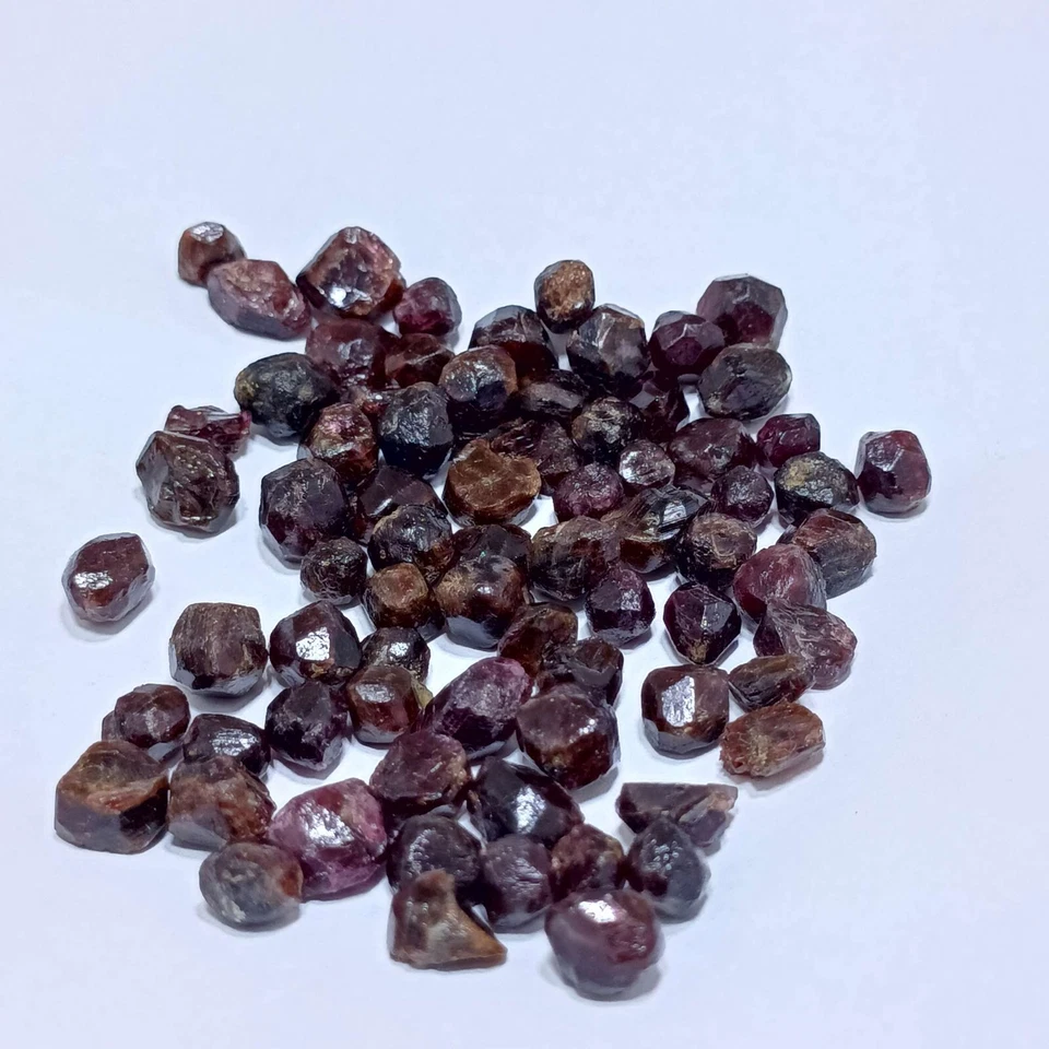 4500 Carats Red Color Natural Pyrope Garnet Lot With Average Weight 3.5 Carats - Image 4 of 4