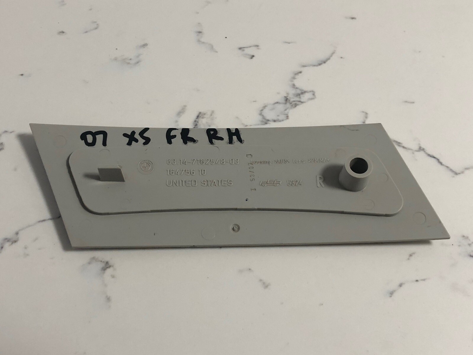 T200311 2007-2013 BMW X5 Front Fender Side Marker Light RH  