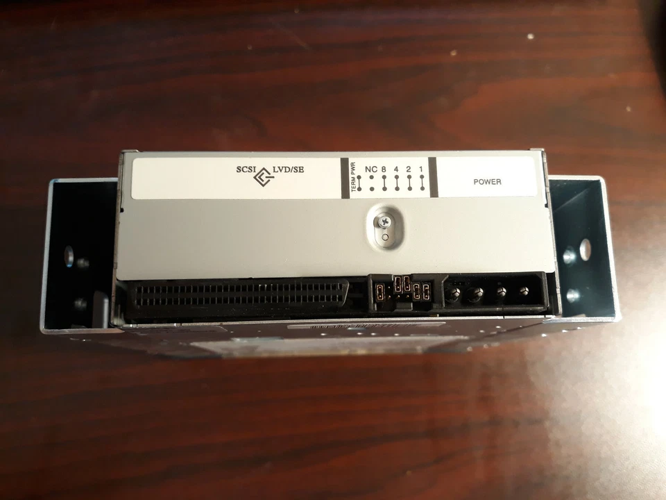 HP Q1573A DAT160 INTERNAL SCSI TAPE DRIVE 80/160GB 450446-001 5.25" - Image 3 of 3