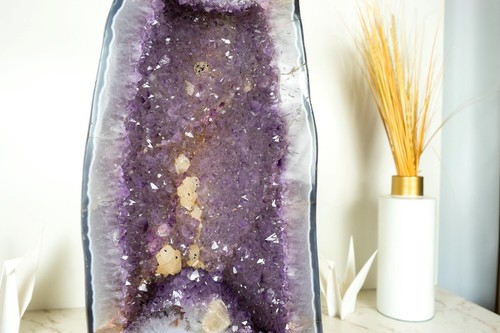 Geoda de amatista grande de alta calidad de 62 lb con amatista púrpura lavanda - Imagen 4 de 10