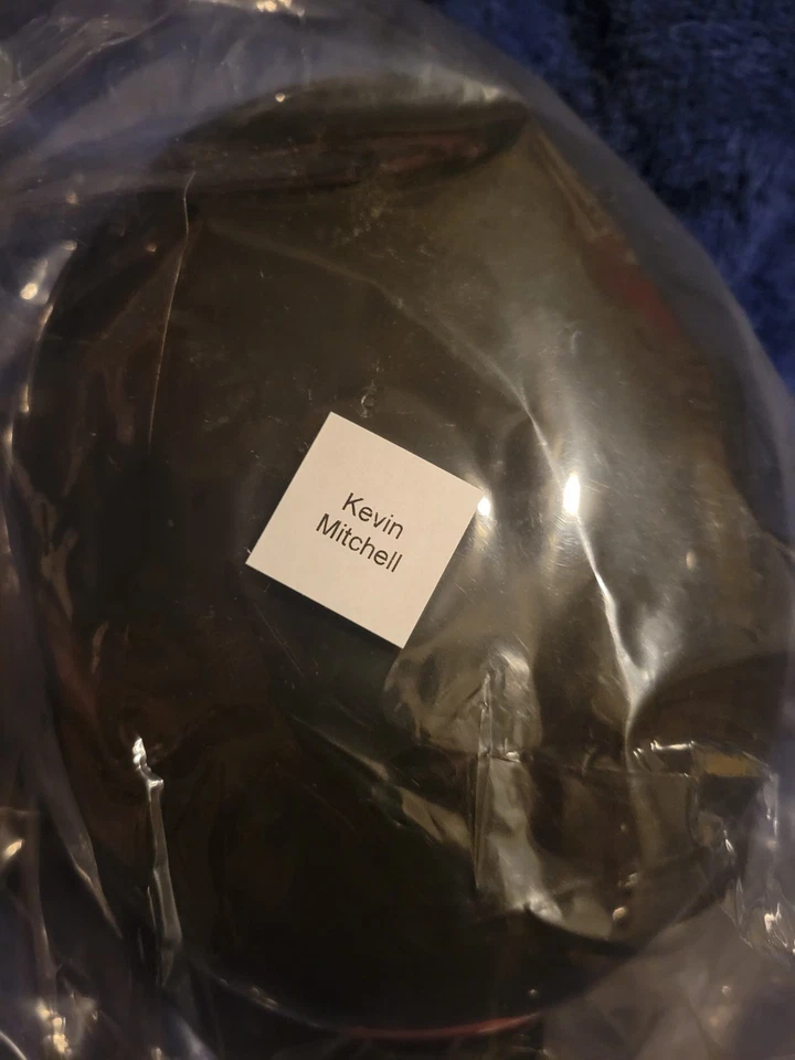 Casco Schwartz Autenticado Kevin Mitchell SF Giants Autenticado Foto 2 de 3