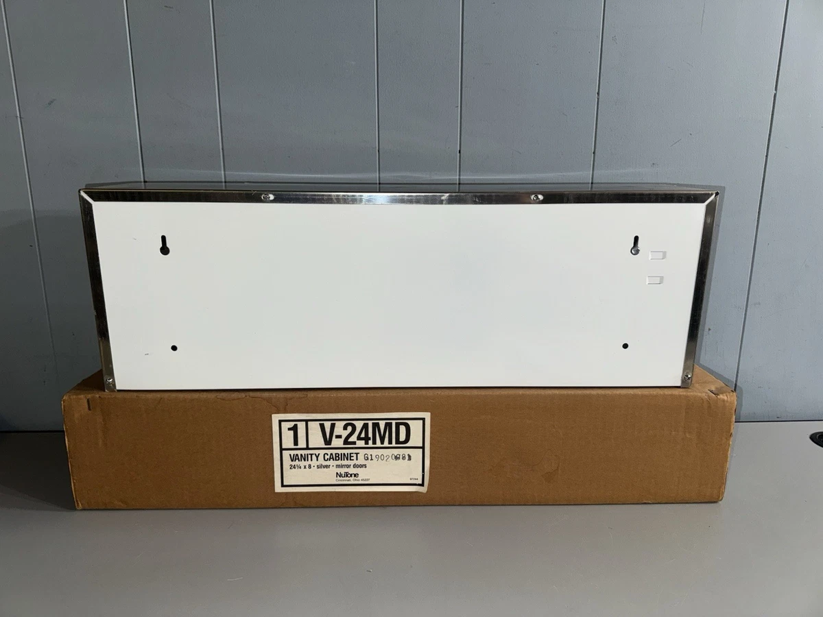 "Gabinete de tocador NuTone vintage 24"" plateado con puertas de espejo de vidrio - NUEVO