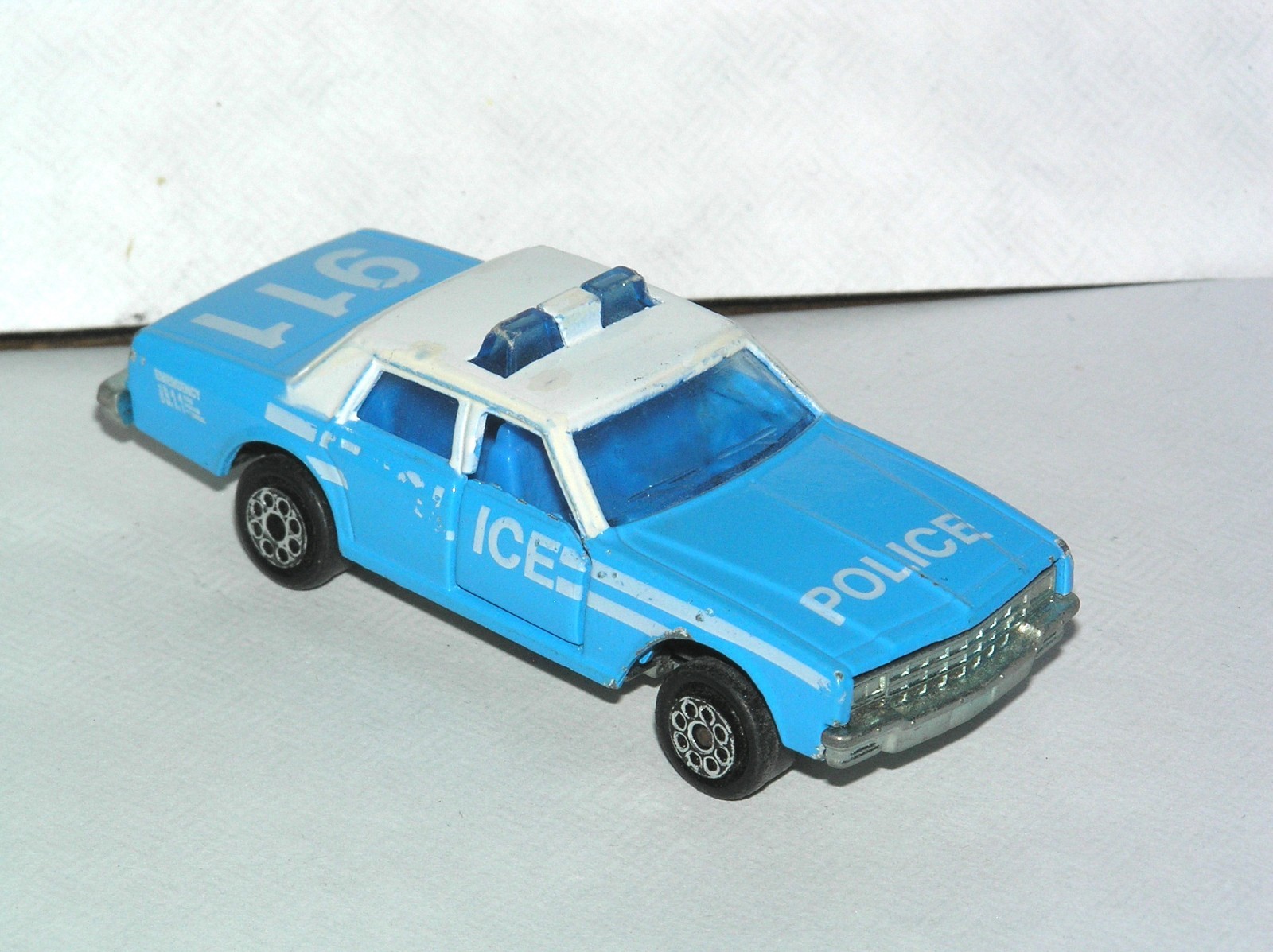 Vintage Majorette Chevrolet Impala Police 911 **RED LIGHT SPECIAL**