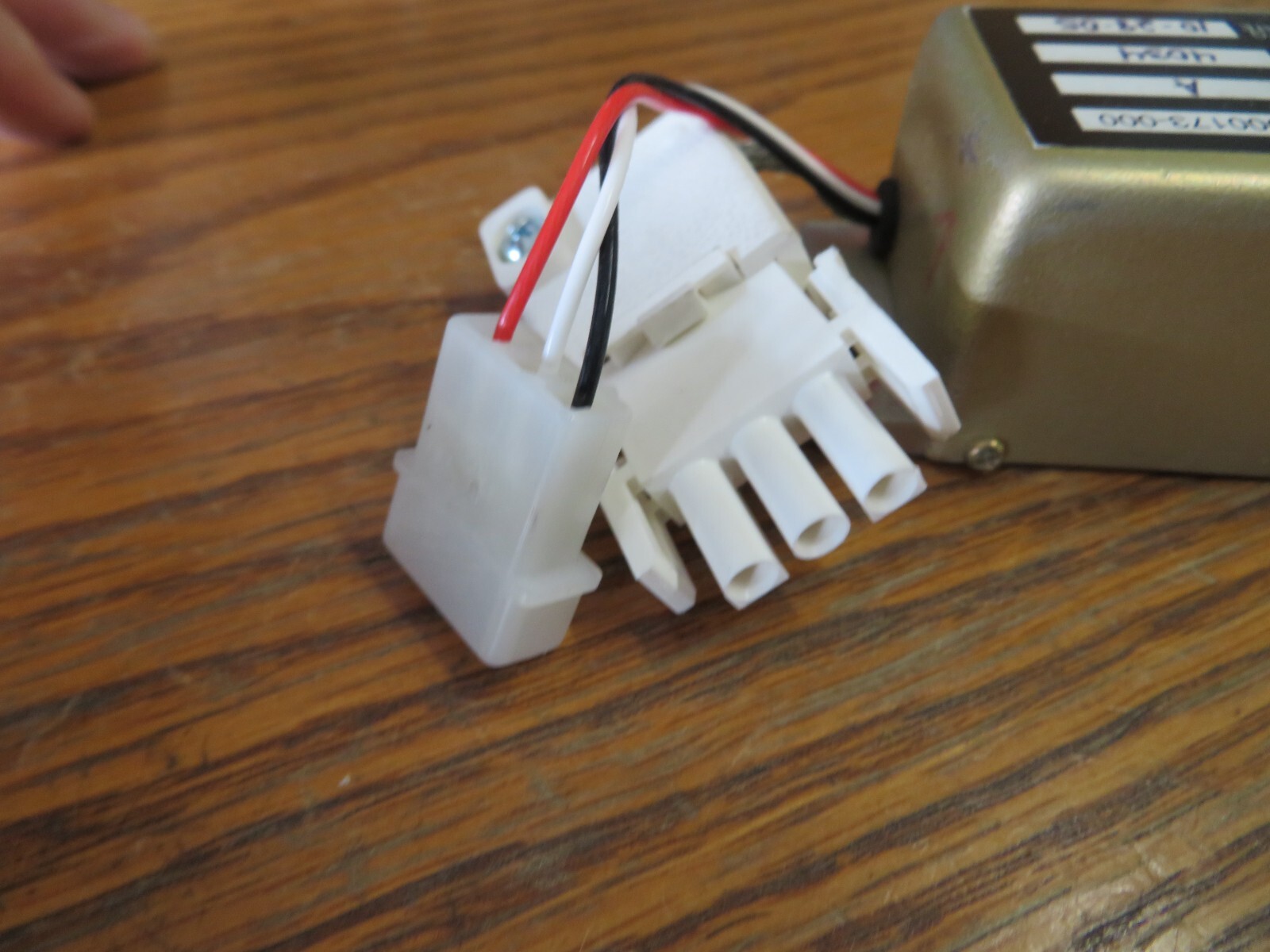Cessna Glareshield Post Light Inverter, P/N 6900173 (NJC) New  