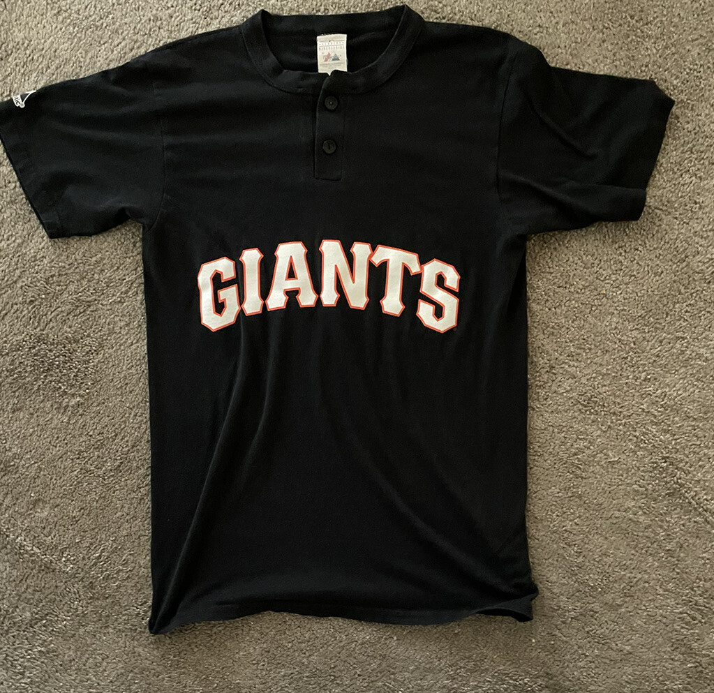 MAJESTIC MLB SAN FRANCISCO GIANTS BUTTON T-SHIRT ADULT SIZE SM-free Ship