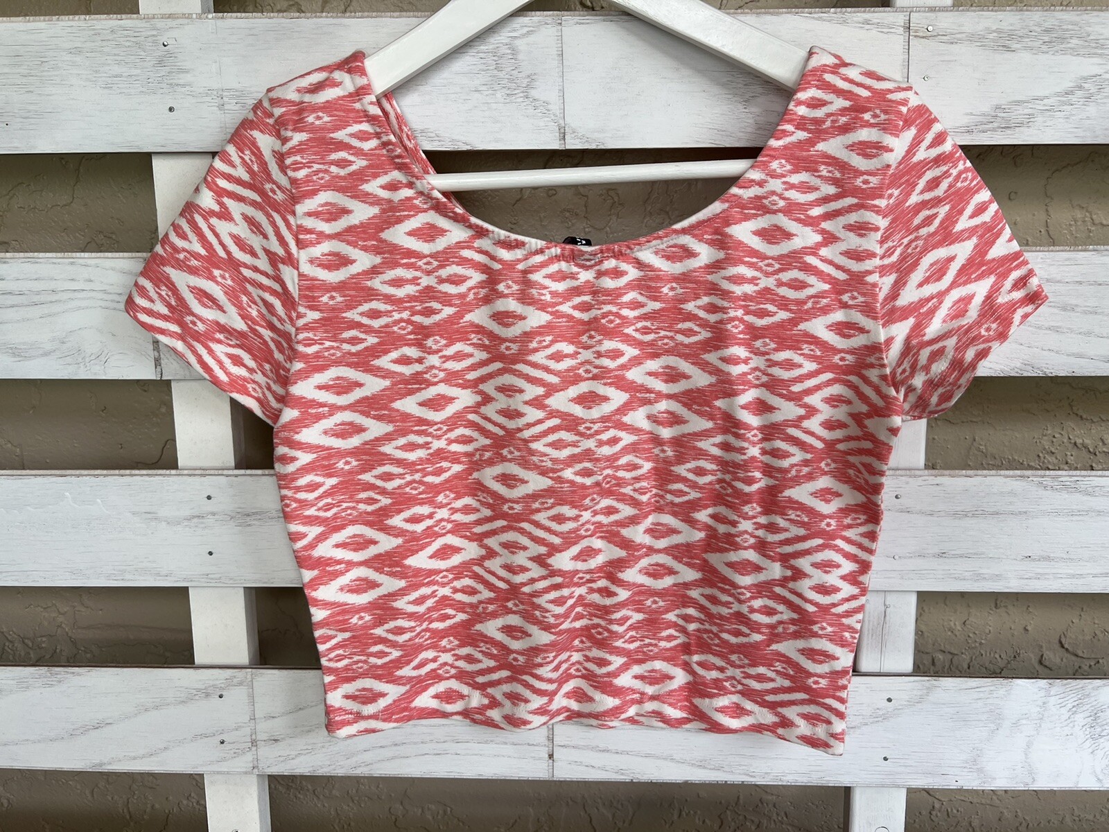 New Divided H&M Cropped Top Coral Short Sleeve Shirt Women’s Size M thumbnail 12