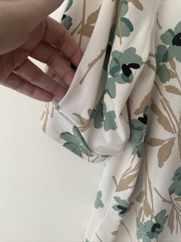 Women’s H &M Size M Top Jersey Floral - Picture 7 of 18