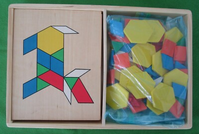 MELISSA & DOUG WOODEN PATTERN BLOCKS & BOARDS - AGES 3+