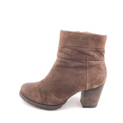 Clarks Mission Zelle Casual Ankle Boots Womens Size Brown Leather Zip 