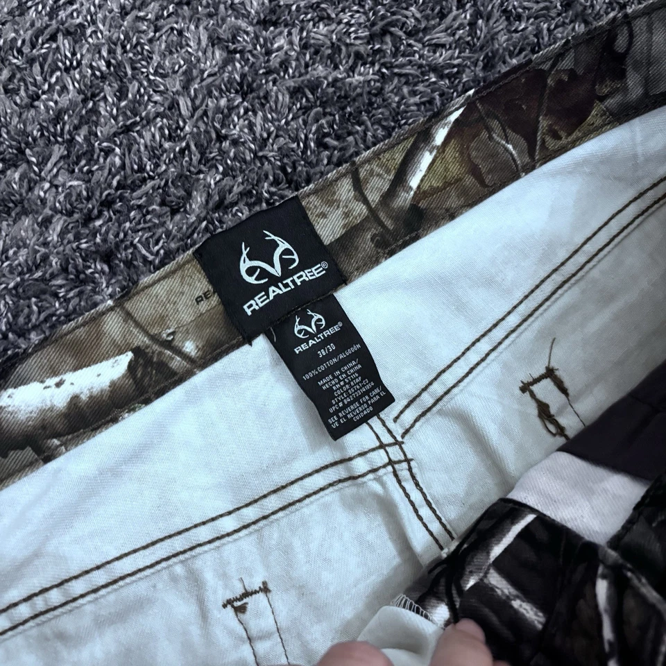 Realtree Camo Pants Men’s 38/30 RealTree Hunting Hiking Outdoor Fishing Unused - Image 3 of 4