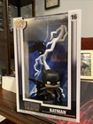 Funko Pop! Comic Book Cover with Case: DC Universe - Batman (Glow) -...