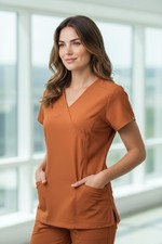 GT Performance Women  s Scrub Top Cinnamon Brown Size S New With Tags