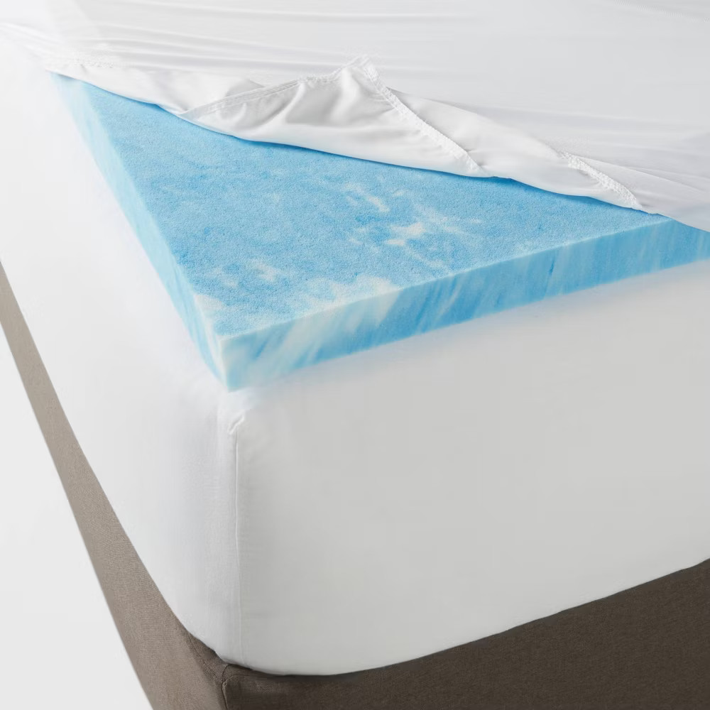 Queen Cool Touch Memory Foam 2 Mattress Topper - Threshold 11890₽