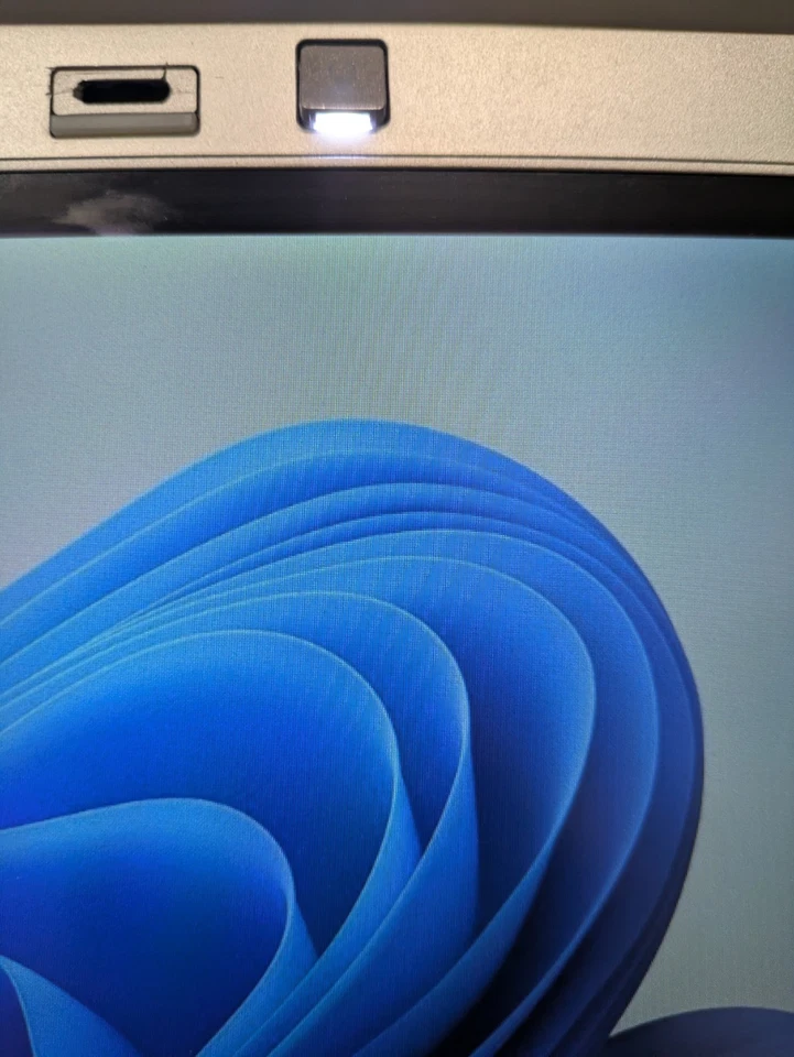 FAST WINDOWS 11 LAPTOP 1TB SSD 8GB RAM TOUCH SCREEN CELLULAR, MS OFFICE ETC - Image 3 of 4