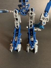 2005 LEGO BIONICLE: Toa Hordika Nokama (8737) With Random Lego Parts