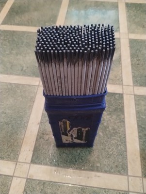 WELDING ELECTRODES WASHINGTON ALLOY#E7018-H4R 1/8 x 14 in. x 10 lb.