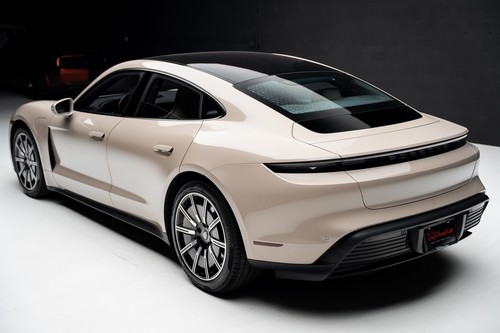 2021 Porsche Taycan - Picture 24 of 40