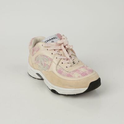 CHANEL Tennis Sneakers with CC Logo, Size 37.5 - G38299 | eBay CHANEL Tennis Sneakers with CC Logo, Size 37.5 - G38299 | eBay