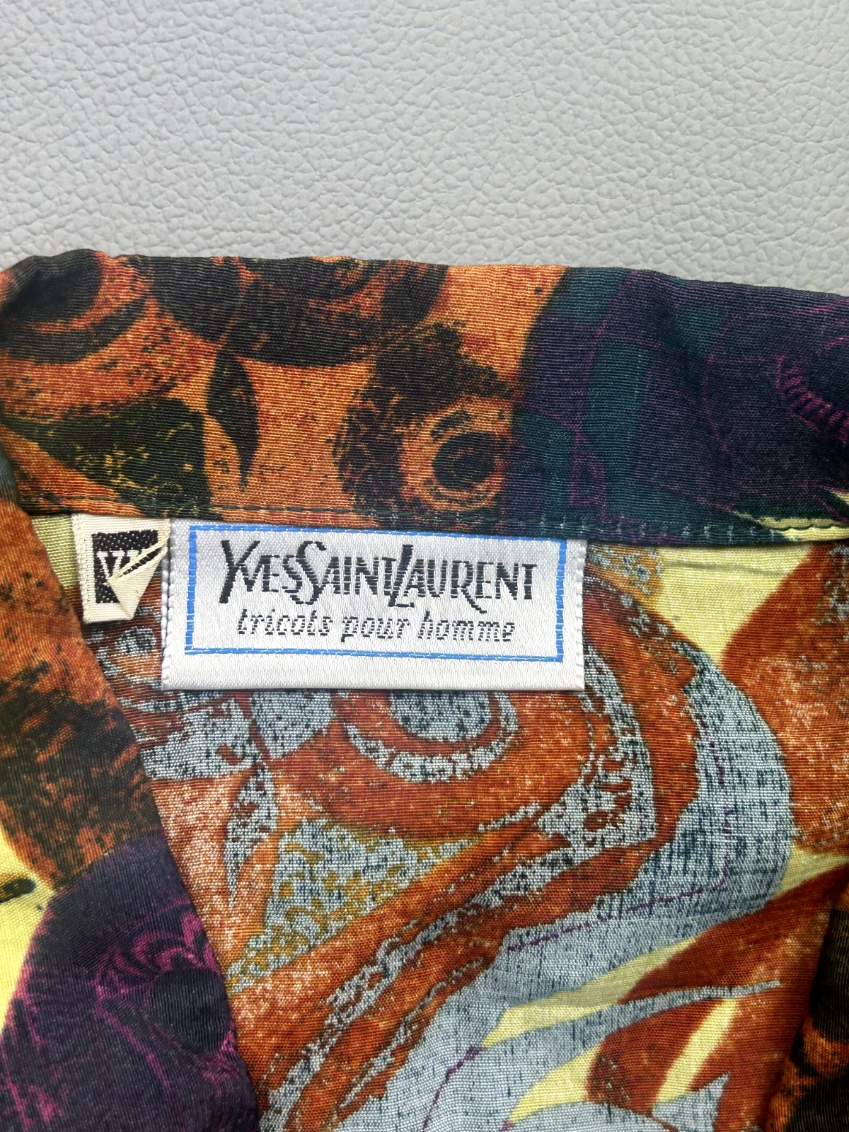 SAINT LAURENT (YSL) Autentica camicia vintage "Yves Saint Laurent"