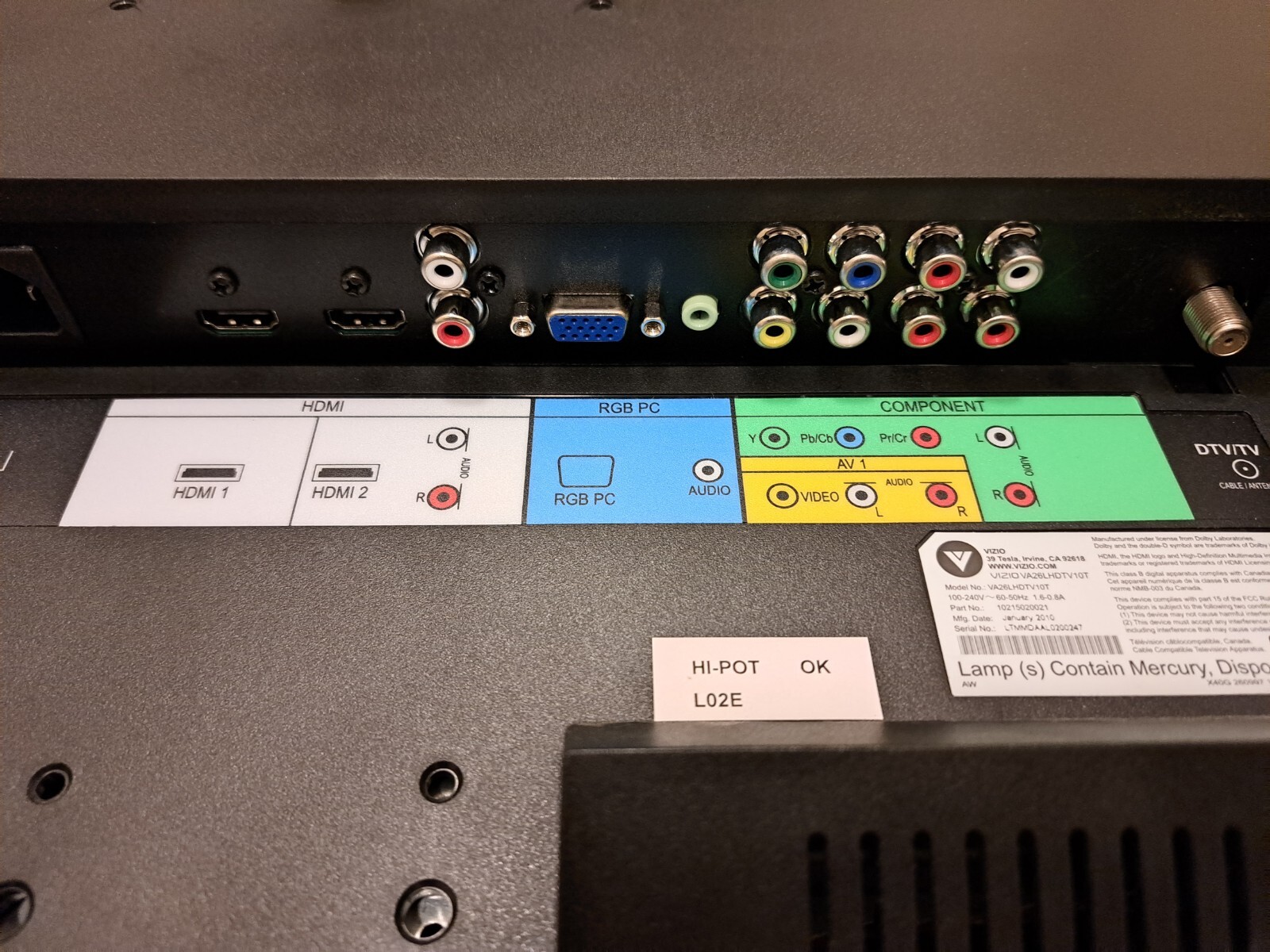 Vizio VA26LHDTV10T 26" 1080i HD LCD Television Monitor. NO STAND/NO