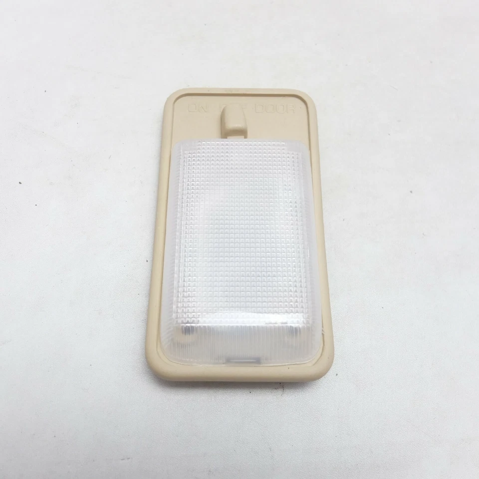 ВНУТРЕННИЙ КУПОЛЬНЫЙ СВЕТИЛЬНИК TOYOTA COROLLA KE70 KE75 TE71 TE72 AE86 TRUENO LEVIN - Изображение 2 из 4