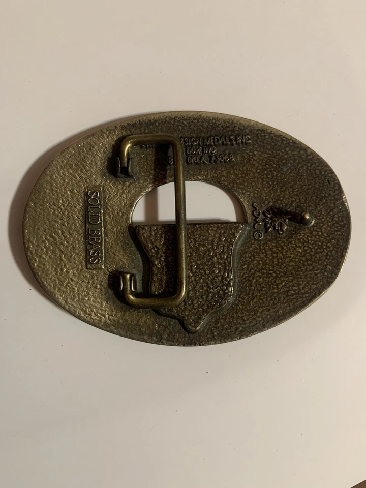 Cerveza Lone Star de latón macizo años 70 vintage hebilla de cinturón/abridor de botellas Foto 2 de 2