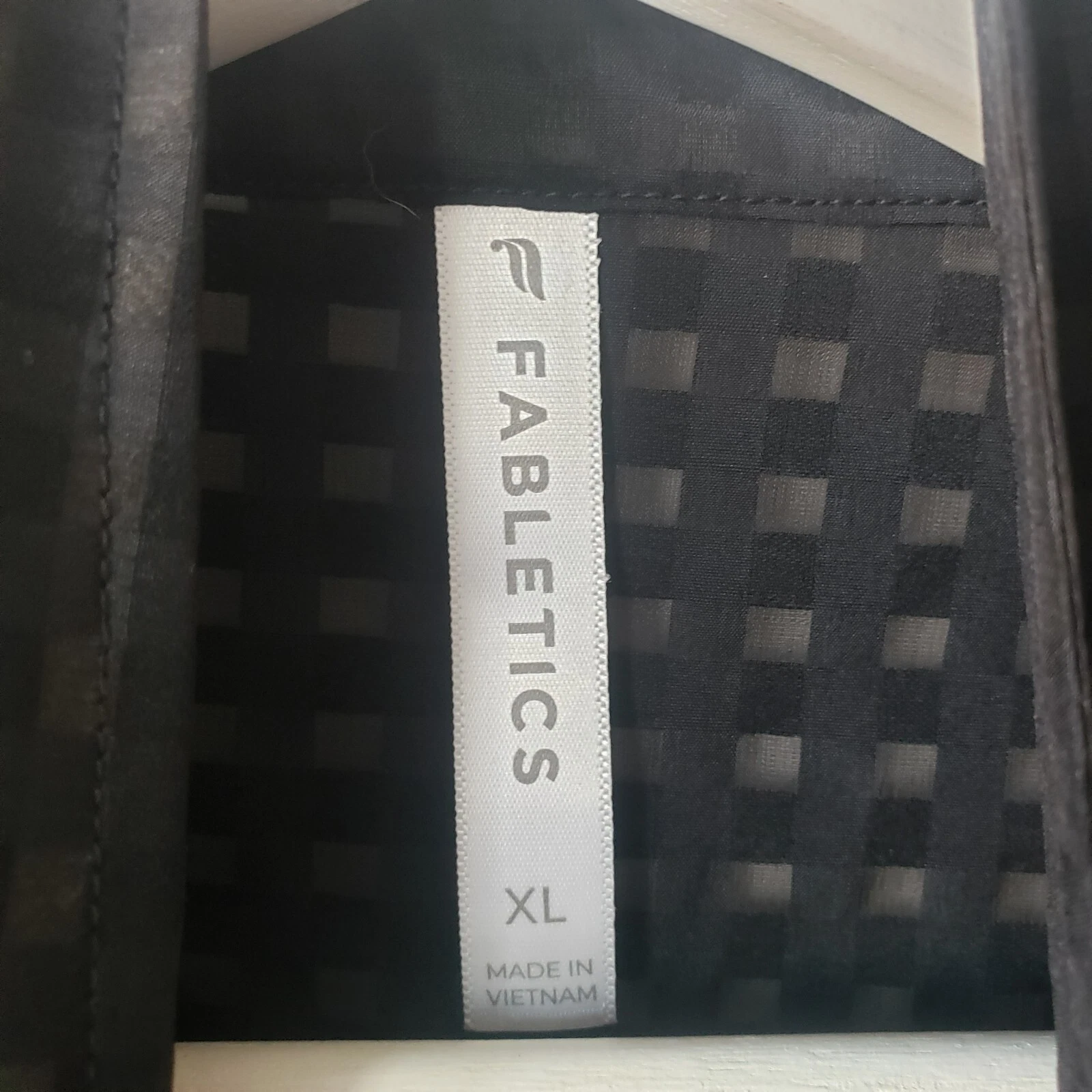 fabletics cleo lightweight jacket