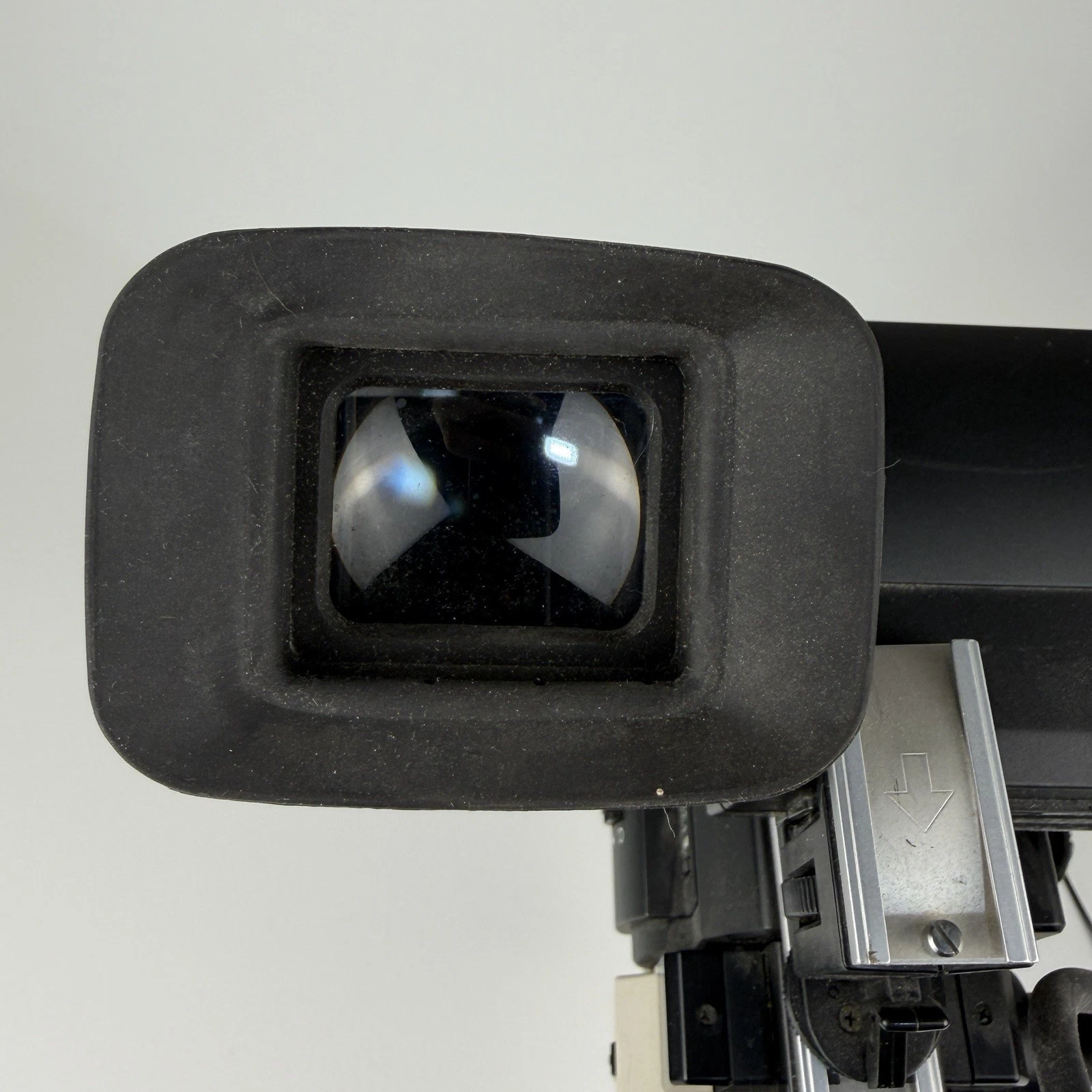 Vintage JVC Newvicon GX-N70U Color Video Camera 1984 TV Zoom 9.8-80mm F1.4 - product detail image 14