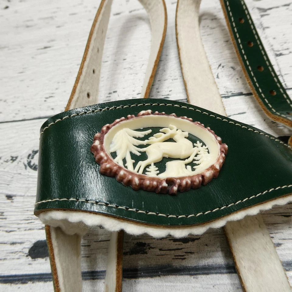 Pantalones Cortos de Cuero Trachten Vintage Niñas 2 Tirantes de Gamuza Verde Parche Corazón Foto 3 de 4