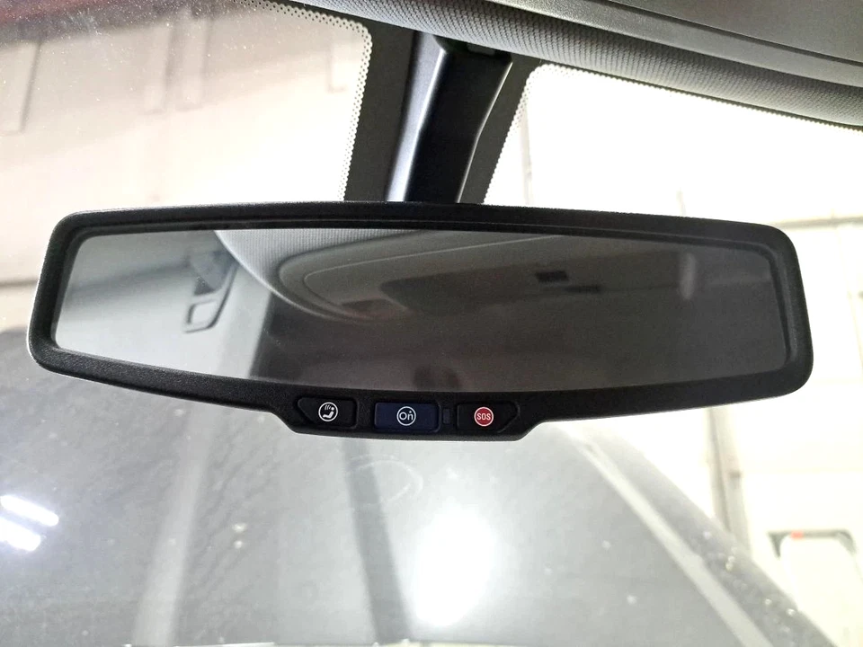 Espejo retrovisor interior con telemática para camioneta GMC Sierra 1500 2014-2019 Foto 2 de 4