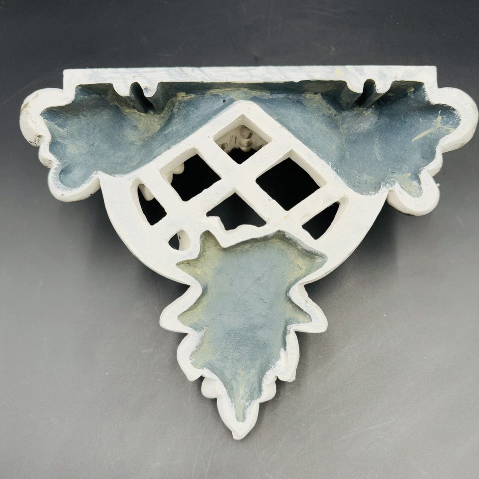 Ornate French Country Wall Shelf White & Gold Trellis 3D 12.5x5” Vintage - Image 4 of 4