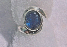 royal-blue-faceted-kyanitesilver-ring-stone-has-surface-inclusions-49-grams