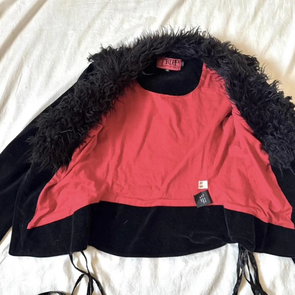 Tripp NYC Jacket Women S Black Velvet Fur Trim Lace Corset Goth Steampunk Emo - Image 3 of 4