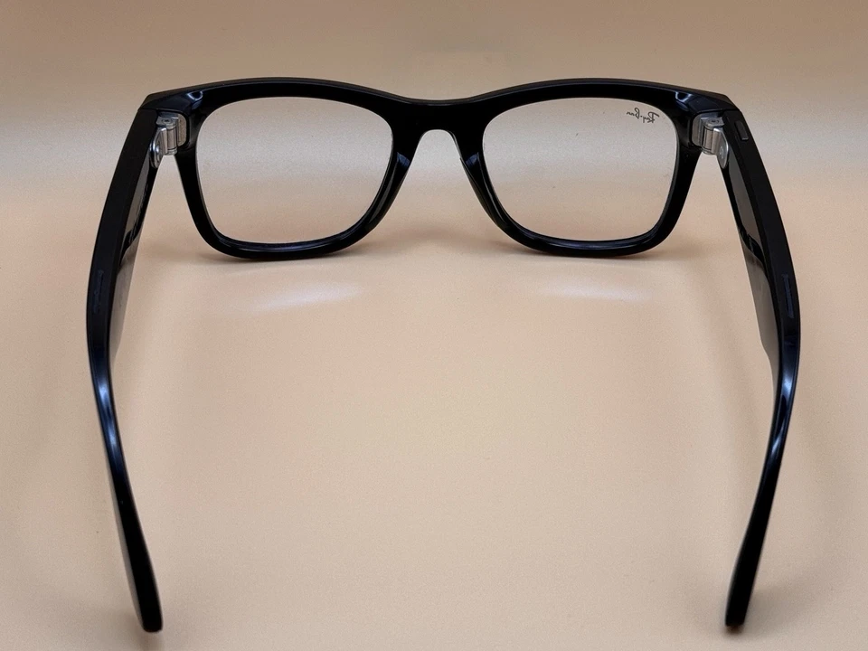 Ray-Ban Meta Wayfarer Gen 1, foto 4 di 5