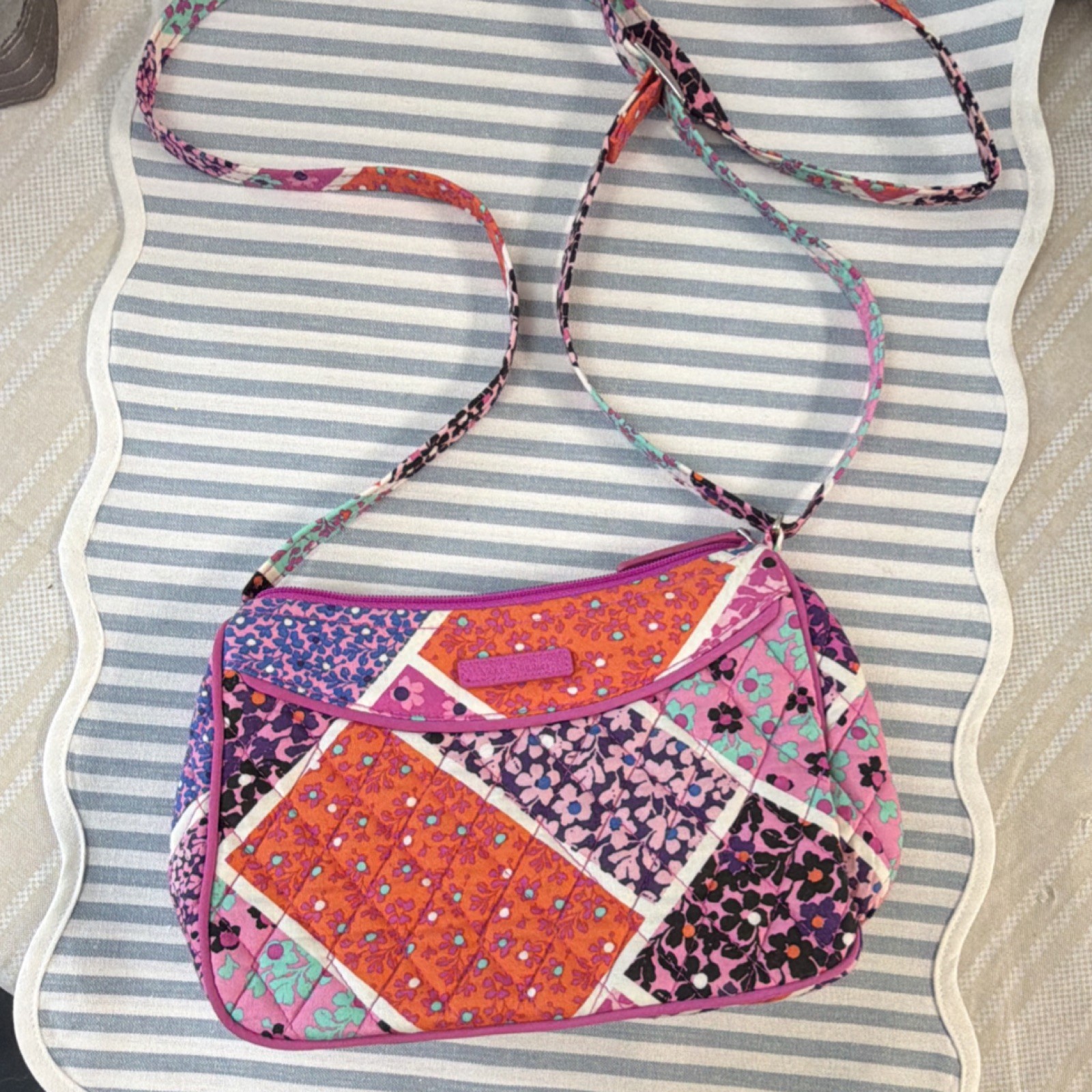 Vera Bradley Quilted Floral Shoulder Bag Adjustable Multicolor Strap Zipper