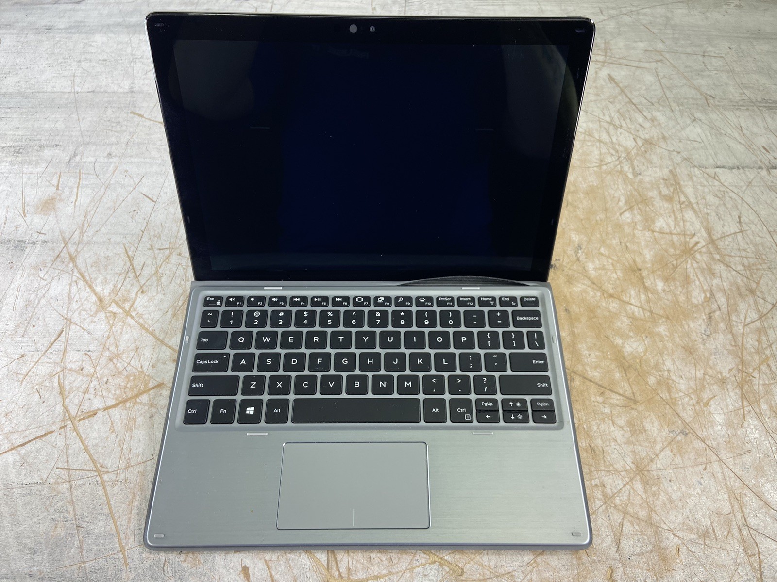 DELL LATITUDE 7200 2-IN-1 i7-8665U @ 1.9 GHz, 16 GB RAM, NO HDD/OS -(FOR PARTS). Available Now for $79.98