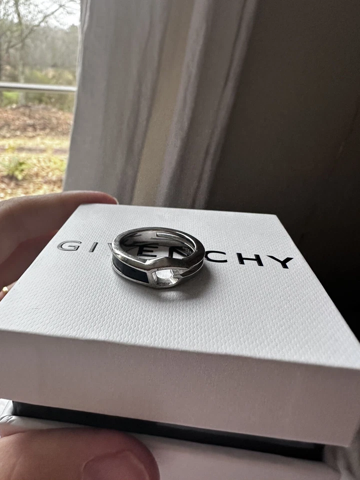 Кожаное/серебристое мужское кольцо Givenchy - Изображение 4 из 4