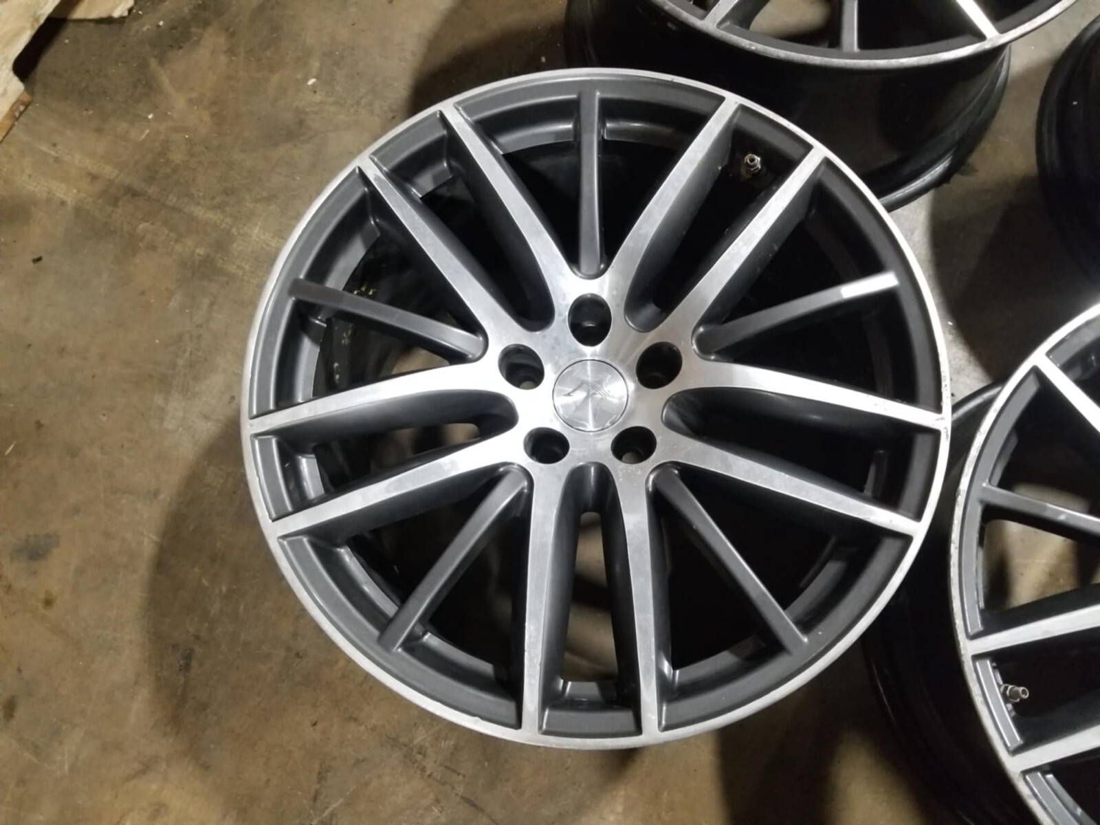 2014 - 2019 Maserati Ghibli 19 Inch Factory Wheels Set 19x8.5 19x10 OEM 15 Spoke