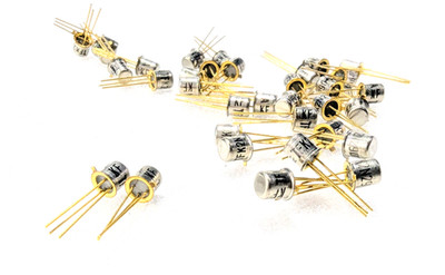 TELEFUNKEN 2N2907A Transistor PNP TO-18 60V 0,6A 0,4W TFK Vintage NOS gold