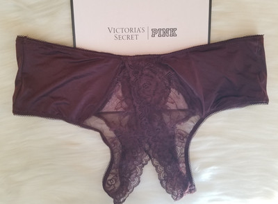 VICTORIA'S SECRET SMOOTH & LACE CROTCHLESS CHEEKY PANTY BURGUNDY BROWN MEDIUM