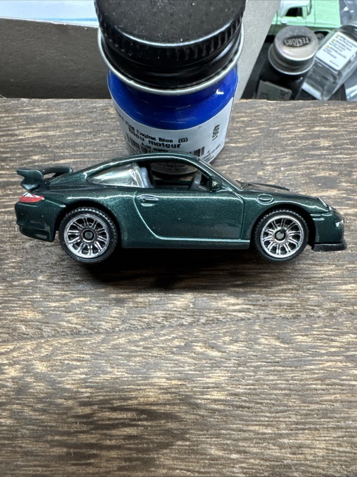 Matchbox MBX 2007 Porsche 911 GT3 - Coches deportivos - verde suelto Foto 2 de 4
