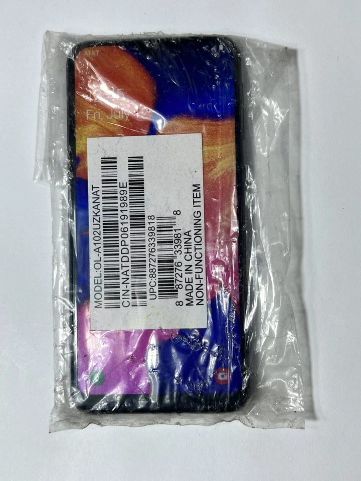 AT&T Samsung SM-A102U Galaxy A10e - Modelo de juguete realista pantalla ficticia teléfono utilería Foto 2 de 4