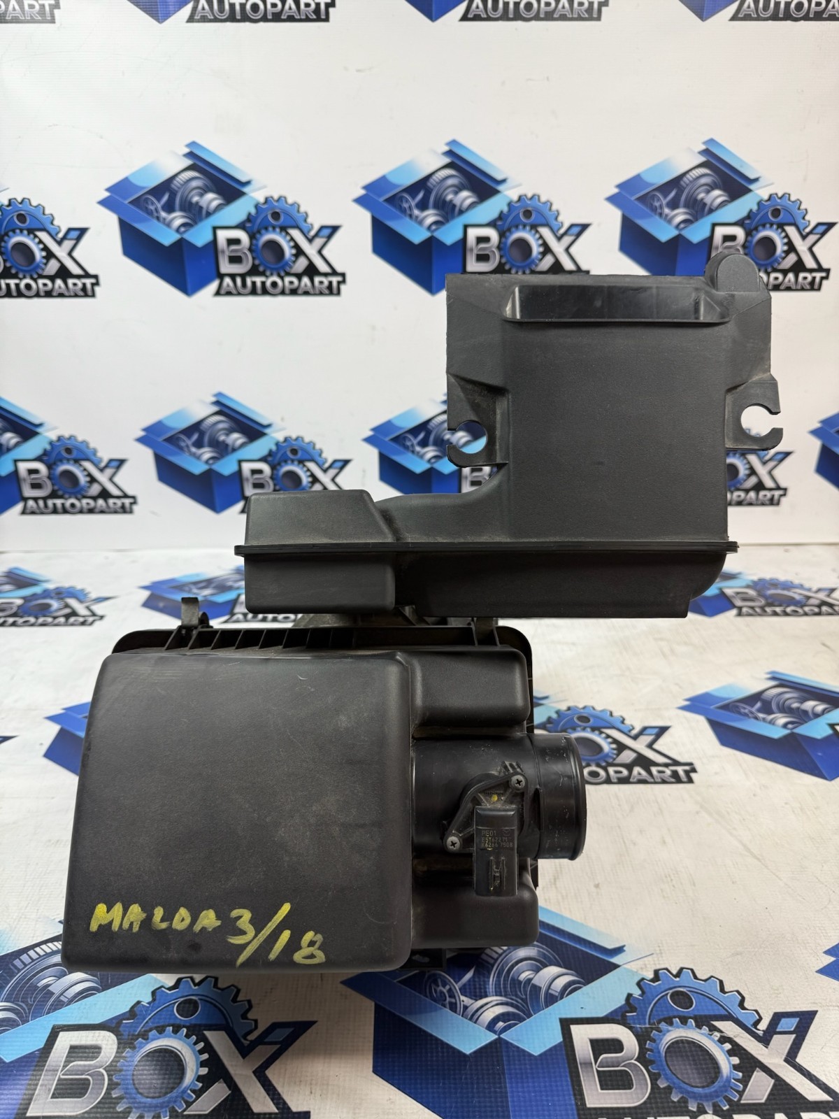 2018-2021 MAZDA 3 ENGINE AIR CLEANER INTAKE FILTER HOUSING BOX OEM